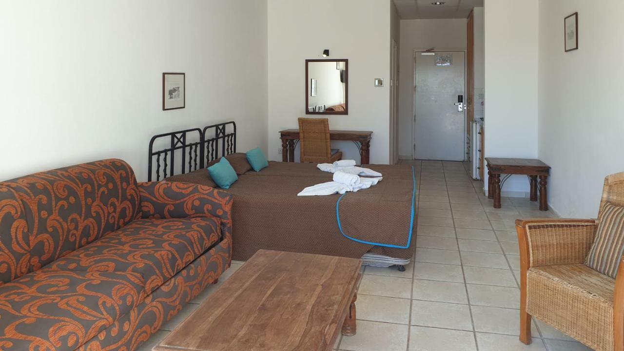 Paramount Hotel Apartments Protaras Eksteriør billede