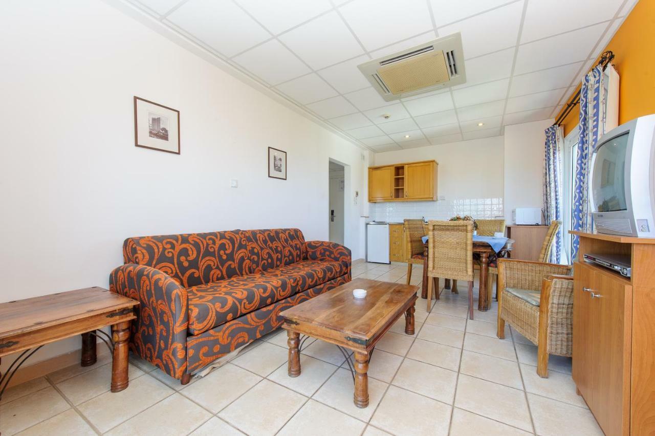 Paramount Hotel Apartments Protaras Eksteriør billede