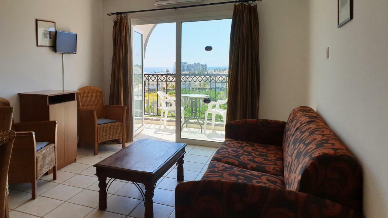 Paramount Hotel Apartments Protaras Eksteriør billede